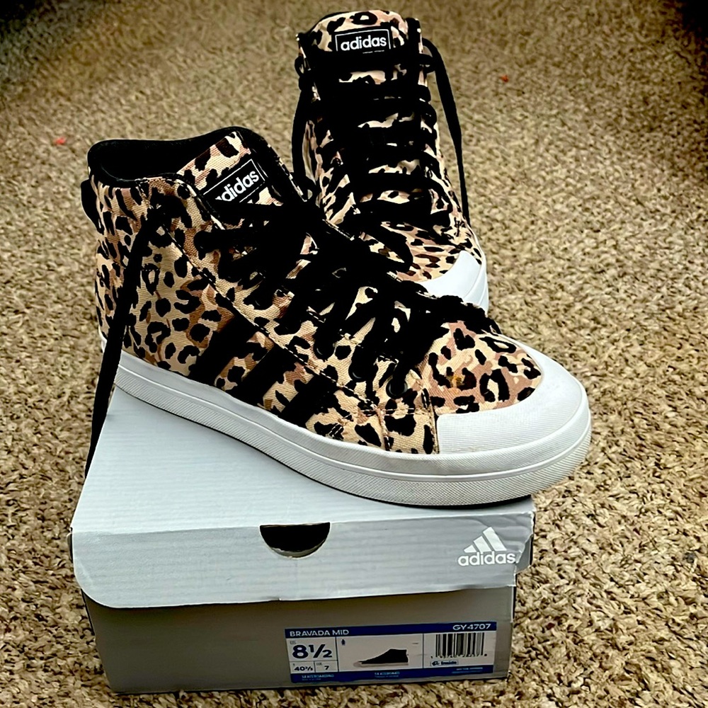 Adidas Bravada Mid Leopard Shoes - Size 8.5